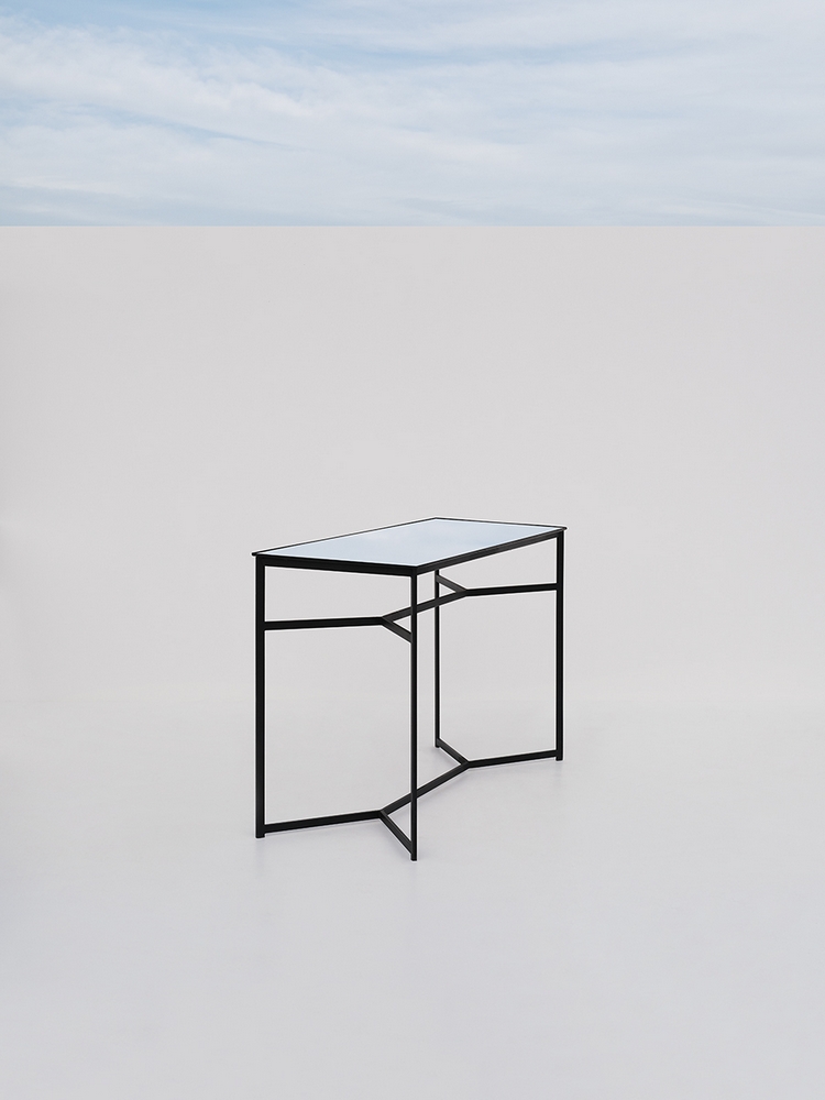 Switch Black High Console 120x60cm