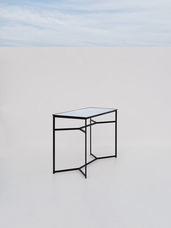Switch Black High Console 120x60cm