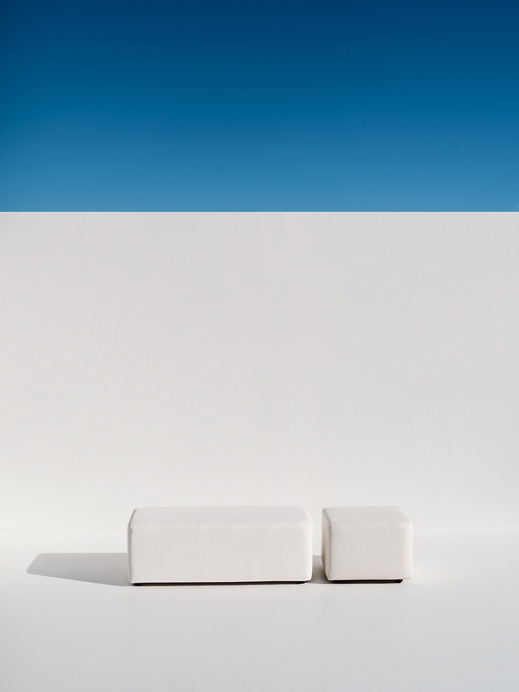 Cobra White Ottoman