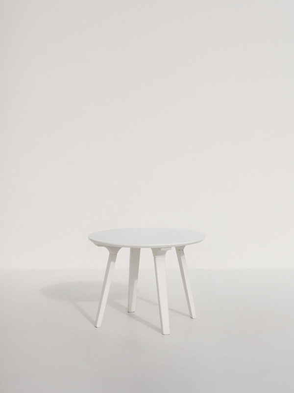 Oliver White Round Lounge Table