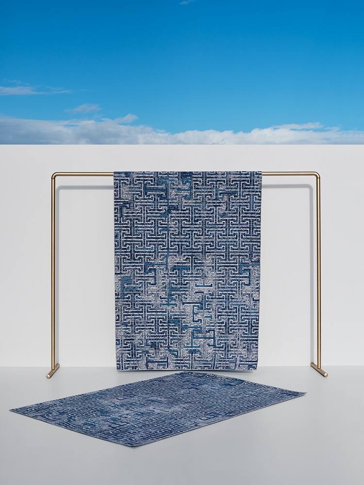 Meander Rug
