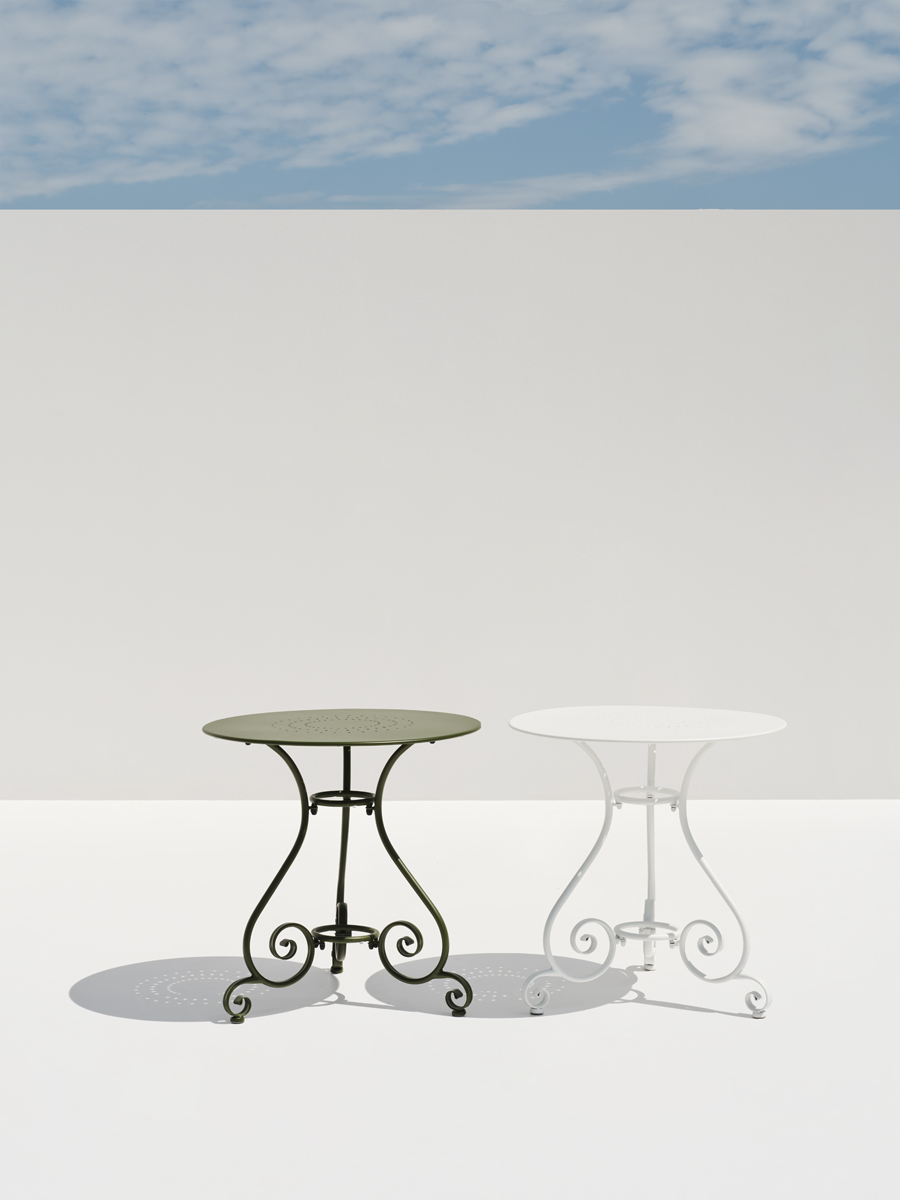 Alice Dining Table