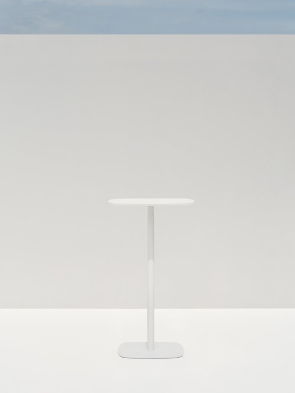Corte High Table